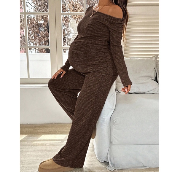 Maternity Wide Scoop Neck Ribbed Long Sleeve Top Wide Leg Pants Set - Picture 12 of 14